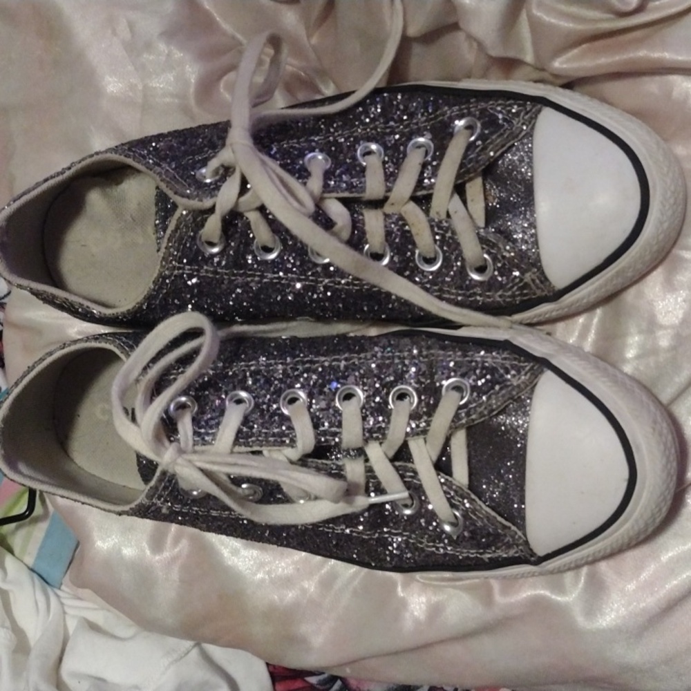 Women's All star converse shoes